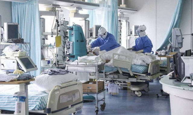 Πέθανε βουλευτής από κοροναϊό (pics)