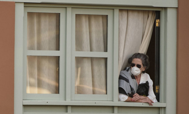 Κοροναϊός: Χάος στο Λος Άντζελες – Αδειάζουν άρον άρον τα σούπερ μάρκετ