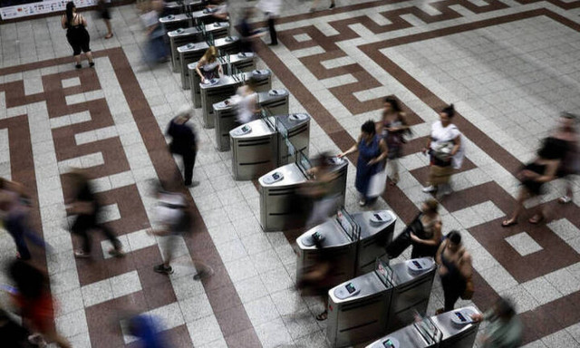 Κορωνοϊός: Ποια τα μέτρα για εργαζόμενους και επιβάτες των ΜΜΜ