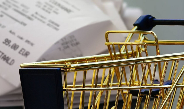 Αποδείξεις: Ποιοι φορολογούμενοι κινδυνεύουν με έξτρα φόρο 