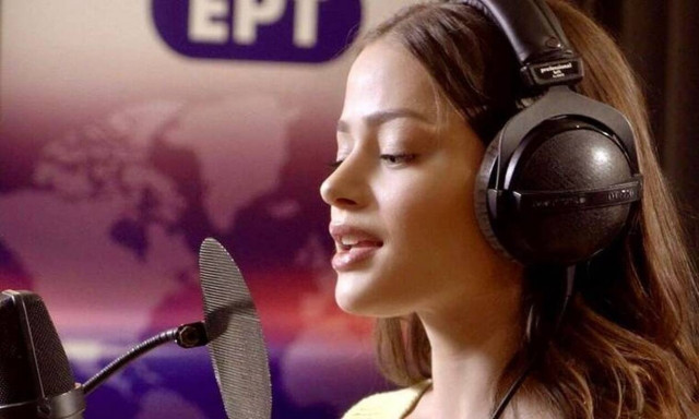 Στεφανία Λυμπερακάκη: Δεν φαντάζεστε πώς χαρακτηρίζει την Έλενα Παπαρίζου (Photos)