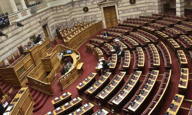 Κοροναϊός στην Ελλάδα: Σε κατάσταση συναγερμού «επιπέδου 1» η Βουλή