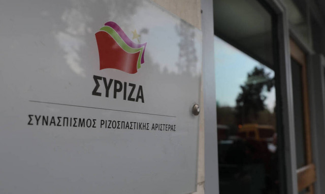 ΣΥΡΙΖΑ κατά Μητσοτάκη: Δεν διεκδίκησε Σύνοδο Κορυφής, κυρώσεις και μετεγκαταστάσεις