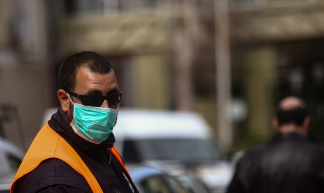 Κοροναϊός στην Ελλάδα: Αποκάλυψη από το γιο της 58χρονης που νοσεί