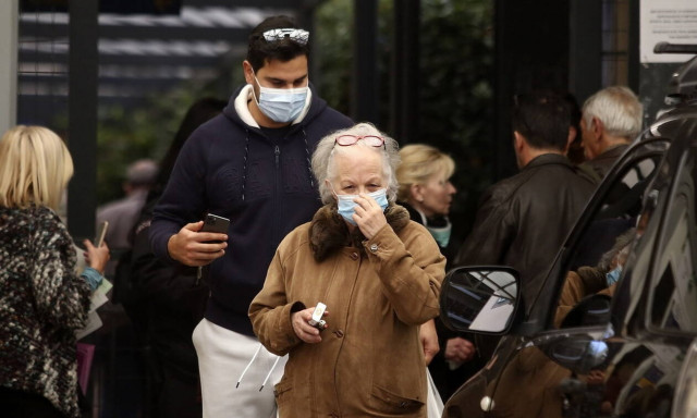 Κοροναϊός στην Ελλάδα: Παροχή δωρεάν υπηρεσιών από την Περιφέρεια Αττικής