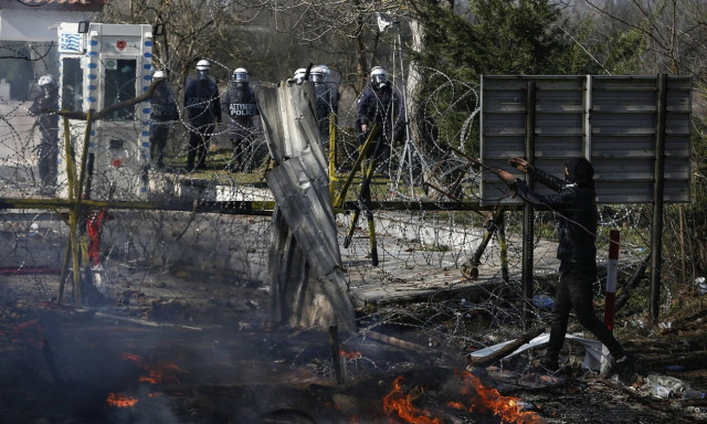 Έβρος: Απετράπη η είσοδος σε 42.481 μετανάστες - Έγιναν 313 συλλήψεις