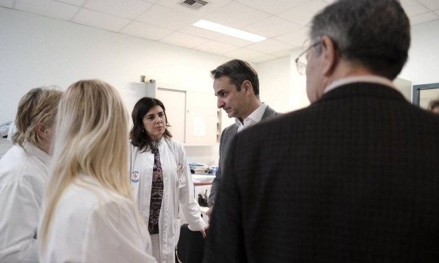 Κοροναϊός: Κύριε Μητσοτάκη ο ίσιος δρόμος είναι αδιάβατος στην πολιτική - Κλείστε τα σχολεία τώρα