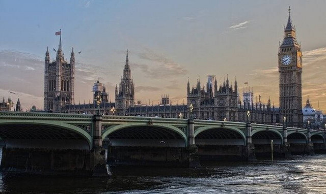 HIV: Θεραπεύτηκε και δεύτερος ασθενής - Δύο Ελληνίδες γιατροί στην επιστημονική ομάδα