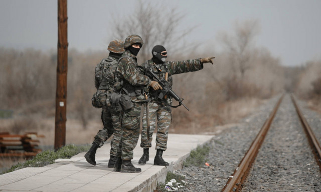 Σοκ στον Έβρο: Τούρκοι πυροβόλησαν πάνω από τζιπ του Ελληνικού Στρατού