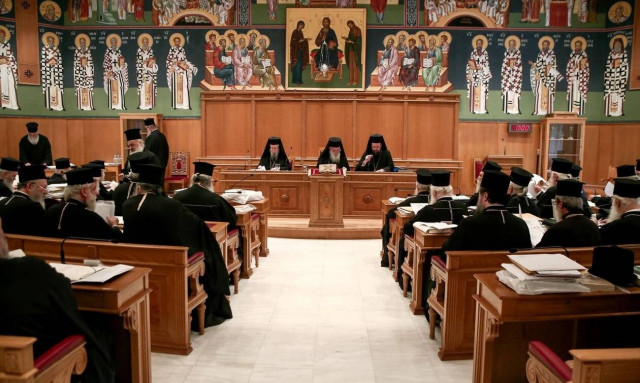 Κοροναϊός: Δεν πάμε στις εκκλησίες μέχρι να περάσει η επιδημία - Τελεία και παύλα 