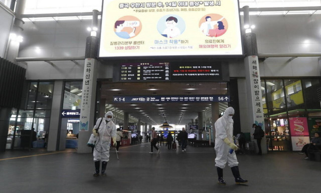 Κοροναϊός Κίνα: Η ζωή επιστρέφει στην Ουχάν – Πράσινο φως για την επαναλειτουργία υπηρεσιών