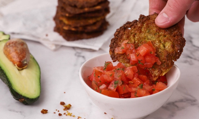 Η συνταγή της ημέρας: Chips αβοκάντο
