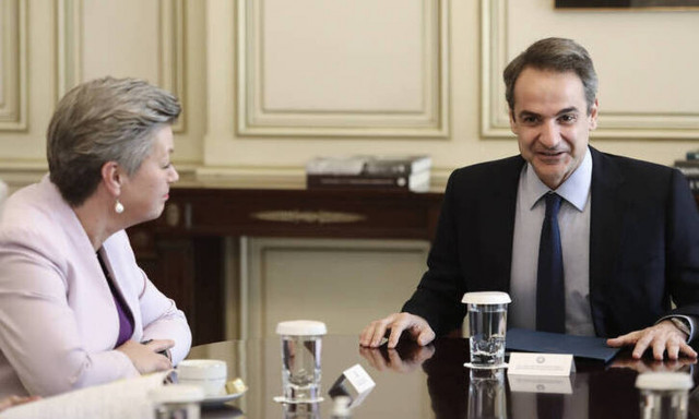 Συνάντηση Μητσοτάκη - Γιόχανσον: «Ελλάδα και Ευρώπη δέχονται ασύμμετρη απειλή στα σύνορα»