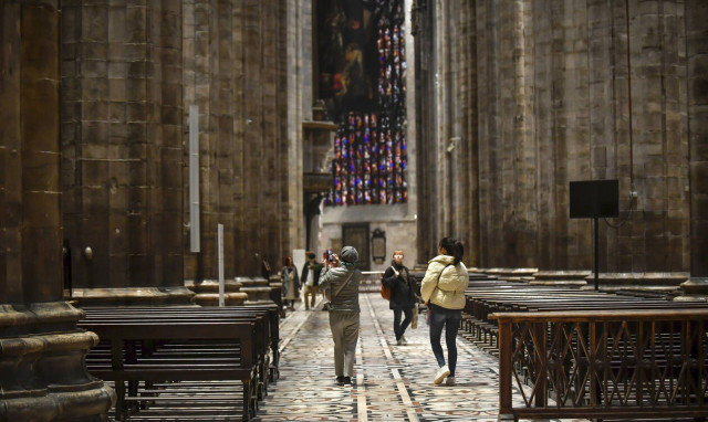 Κοροναϊός-Ιταλία: Κλείνουν όλες οι εκκλησίες 