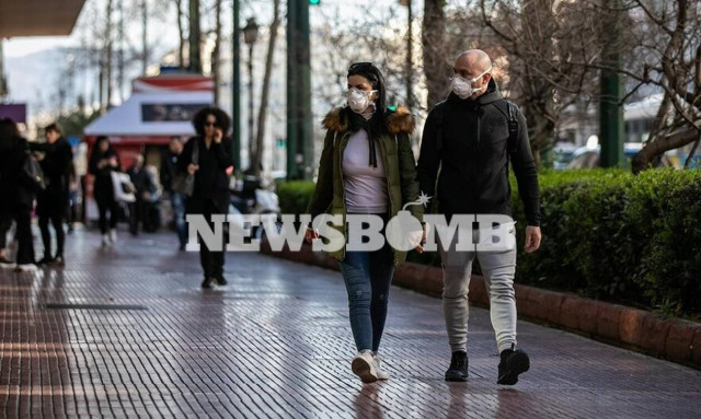 Κοροναϊός:To Newsbomb.gr στην «καρδιά» της Αθήνας -  Πώς αντιμετωπίζουν οι Αθηναίοι την επιδημία 