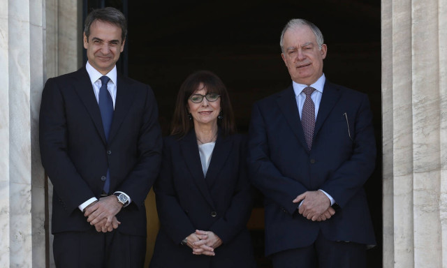 Ορκωμοσία στα χρόνια του κοροναϊού: Ορκίστηκε Πρόεδρος της Δημοκρατίας η Κατερίνα Σακελλαροπούλου