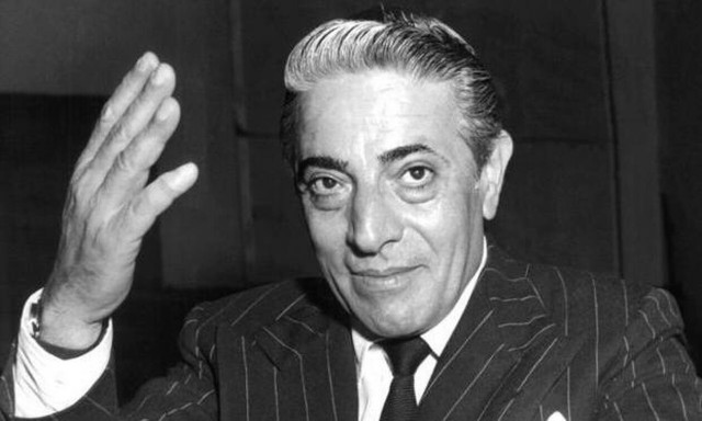 Σαν σήμερα το 1975 πεθαίνει ο θρυλικός μεγιστάνας Αριστοτέλης Ωνάσης