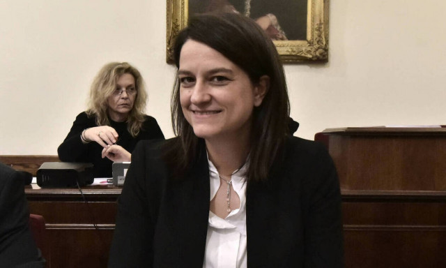 Κεραμέως: Το σχέδιο για να μην χαθεί η χρονιά - Έρχεται η εξ αποστάσεως διδασκαλία