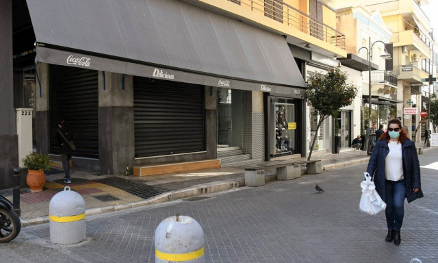 Κορονοϊός: Χειροπέδες σε όσους αγνόησαν τα μέτρα σε Πάτρα, Πύργο και Αγρίνιο