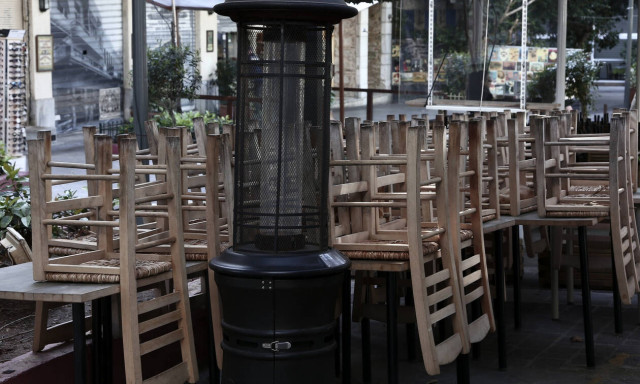 Κορονοϊός - Ελλάδα: Σε λειτουργία από την Κυριακή (15/04) το 1520 για μέτρα και καταγγελίες