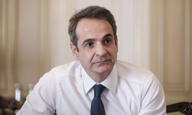 Μητσοτάκης για τον κορονοϊό: «Πήγα να ανάψω ένα κερί - Θα τα καταφέρουμε»