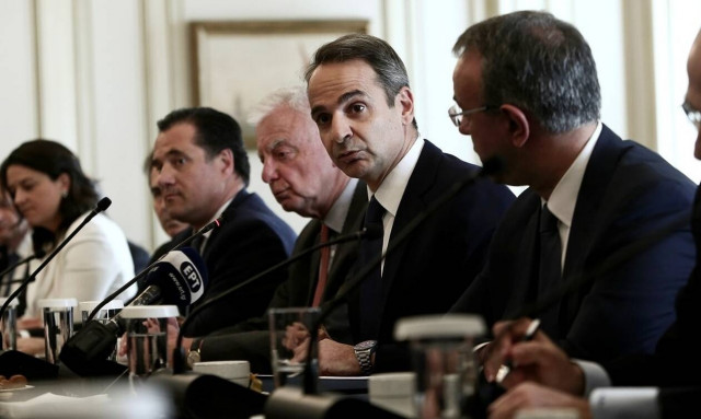 Κορονοϊός: Μάχη με τον χρόνο δίνει η κυβέρνηση και ο κρατικός μηχανισμός