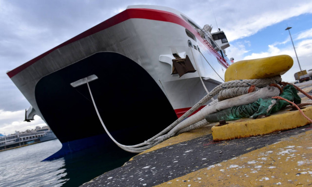 Κορονοϊός στην Ελλάδα: Έρχονται περιορισμοί και στις θαλάσσιες μεταφορές