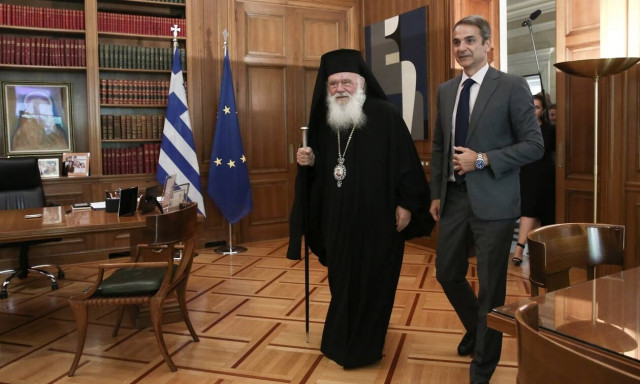 Κορονοϊός - Εκκλησίες: Τέλος όλες οι λειτουργίες με απόφαση της κυβέρνησης