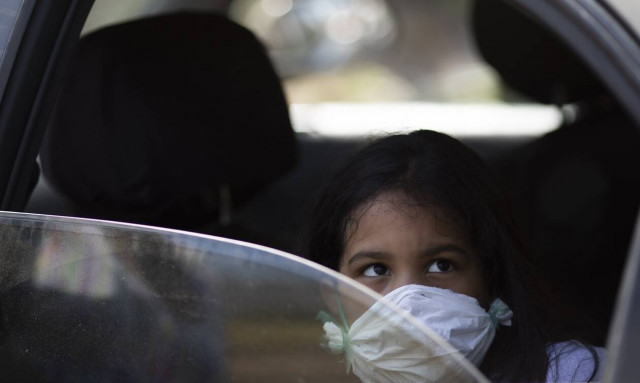 Κορονοϊός: Ο ΠΟΥ καλεί τις χώρες να επιμείνουν στην απομόνωση και στο τεστ των κρουσμάτων