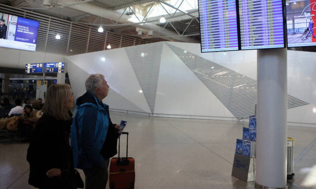 Κορονοϊός: ΥΠΕΞ - Τι ισχύει για μετακινήσεις Ελλήνων από και προς το εξωτερικό