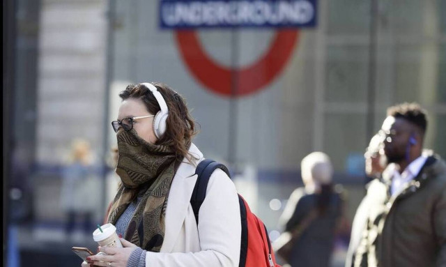 Ανοσία της αγέλης - Κορονοϊός: Τρόμος για την άκρως επικίνδυνη στρατηγική της Μεγάλης Βρετανίας