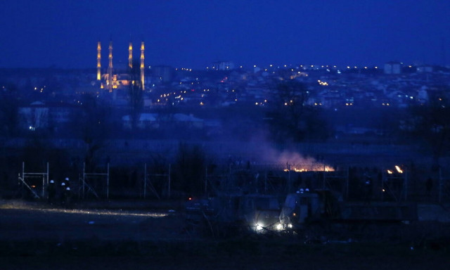 Μεταναστευτικό: Κλείνει τα σύνορα η Τουρκία - Εκτονώνεται η ένταση στις Καστανιές