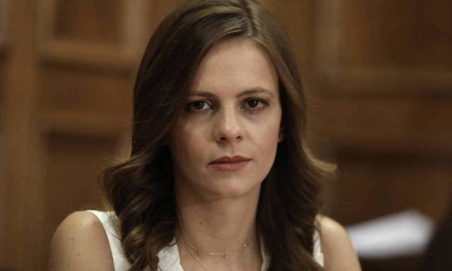 Αχτσιόγλου: Έκρηξη απολύσεων και ανεπαρκή μέτρα από την κυβέρνηση