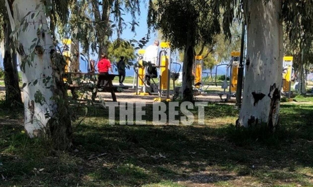 Κορoνοϊός - Αμετανόητοι οι Πατρινοί: Βόλτες και γυμναστική σε υπαίθρια γυμναστήρια (pics)
