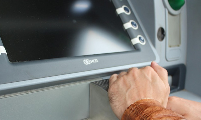 Σας αφορά: Έτσι θα κάνετε συναλλαγές χωρίς φυσική παρουσία στην τράπεζα