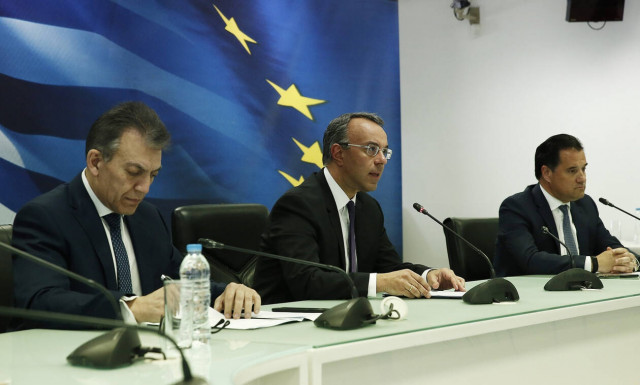 Κορονοϊός: Αποζημίωση 800 ευρώ σε εργαζομένους - Απαγόρευση απολύσεων σε κλειστές επιχειρήσεις