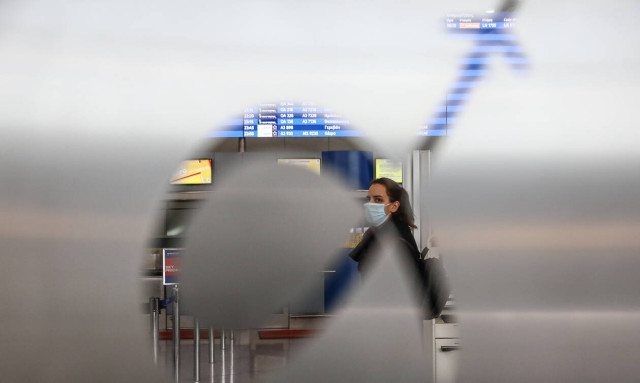 Mandatory 14-day quarantine for passengers from abroad in effect from Friday noon