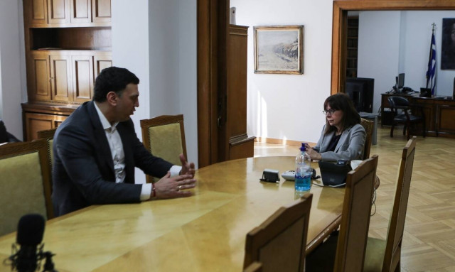 Κορονοϊός - Σακελλαροπούλου: Ευθύνη όλων μας να αποδείξουμε ότι μπορούμε να βγούμε νικητές