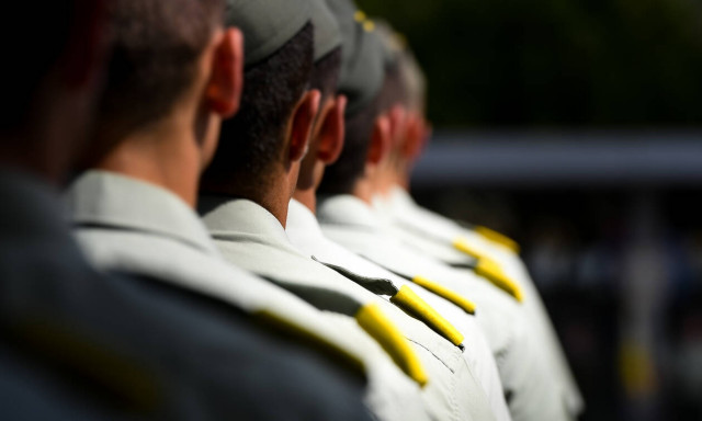 Στρατιωτική θητεία: Tι ισχύει για τους νεοσύλλεκτους λόγω κορονοϊού