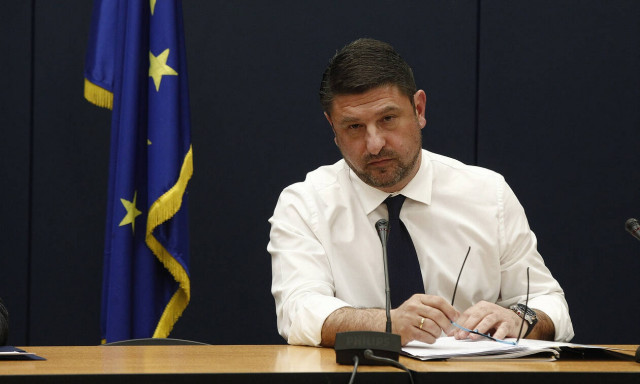 Κορονοϊός - Πρόβλεψη-σοκ από τον Χαρδαλιά: Περιμένουμε αύξηση των κρουσμάτων