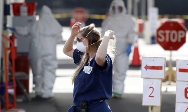 Κορονοϊός - Ιταλία: Αυτοκτόνησε 49χρονη νοσοκόμα περιμένοντας τα αποτελέσματα του τεστ