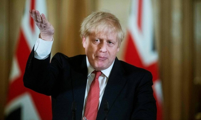 Κορονοϊός - Τζόνσον: Βρισκόμαστε δύο με τρεις εβδομάδες πίσω από την Ιταλία στην εξάπλωση