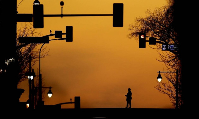 Η πανδημία του κορονοϊού στον κόσμο: Ένα δισεκατομμύριο άνθρωποι σε κατ’ οίκον περιορισμό