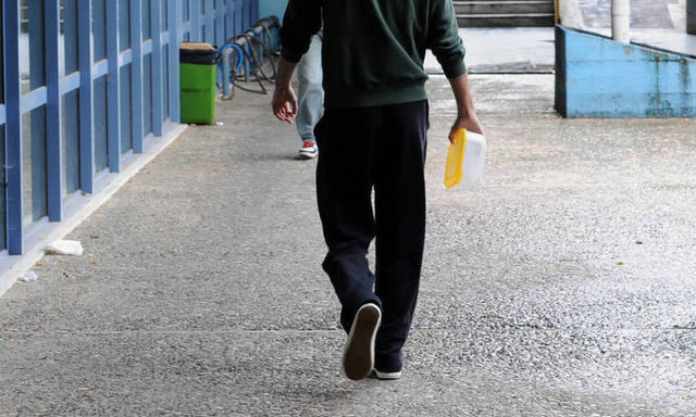 Κορονοϊός: Σφοδρές αντιδράσεις φοιτητών - Τους διώχνουν από τις εστίες εν μέσω επιδημίας