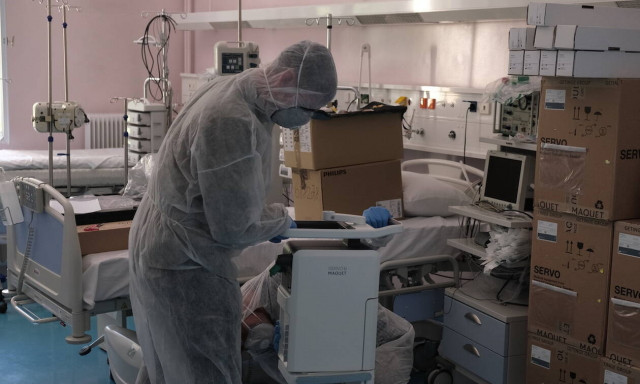 Κορονοϊός: Μαρτυρία-σοκ από ασθενή - «Παλεύω εδώ και 17 ημέρες με τον ιό»