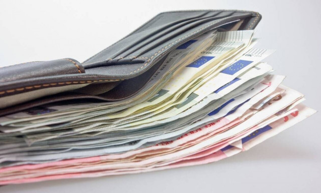 Κορoνοϊός στην Ελλάδα: Πότε ξεκινούν οι αιτήσεις για το επίδομα των 800 ευρώ - Πότε θα καταβληθεί