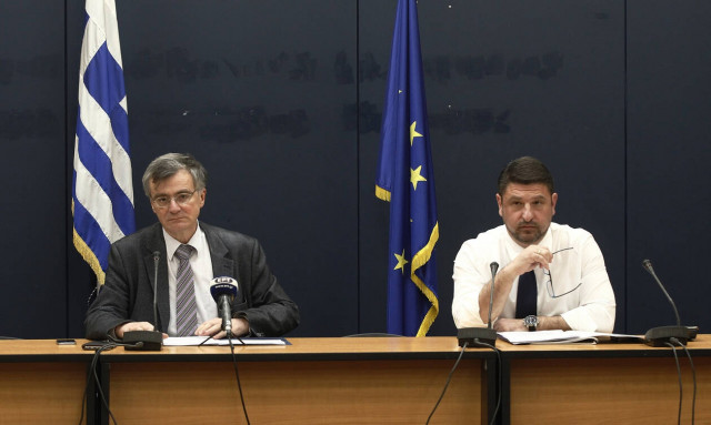 Κορονοϊός: Δείτε LIVE την ενημέρωση του υπουργείου Υγείας από τον Σ. Τσιόδρα και το Ν. Χαρδαλιά