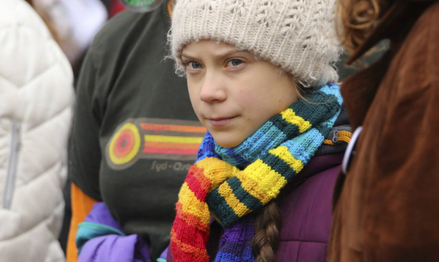 Κορονοϊός  - Τούνμπεργκ: Πιθανόν να είναι φορέας αναφέρει η ίδια - Σε καραντίνα με τον πατέρα της