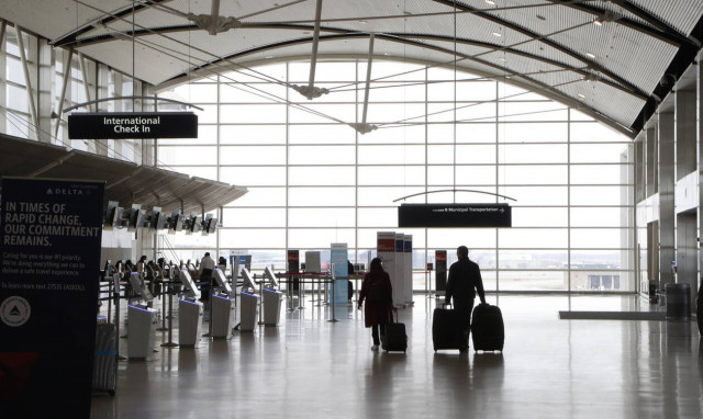 Έξι εκατομμύρια χειρουργικές μάσκες που προορίζονταν για γερμανικά νοσοκομεία... έκαναν φτερά