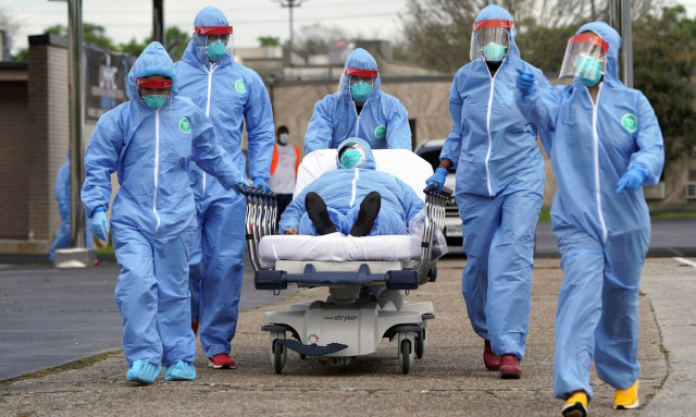 Κορονοϊός: Ήπιαν καθαριστικό για ενυδρεία με χλωροκίνη - Νεκρός 60χρονος, χαροπαλεύει η σύζυγός του